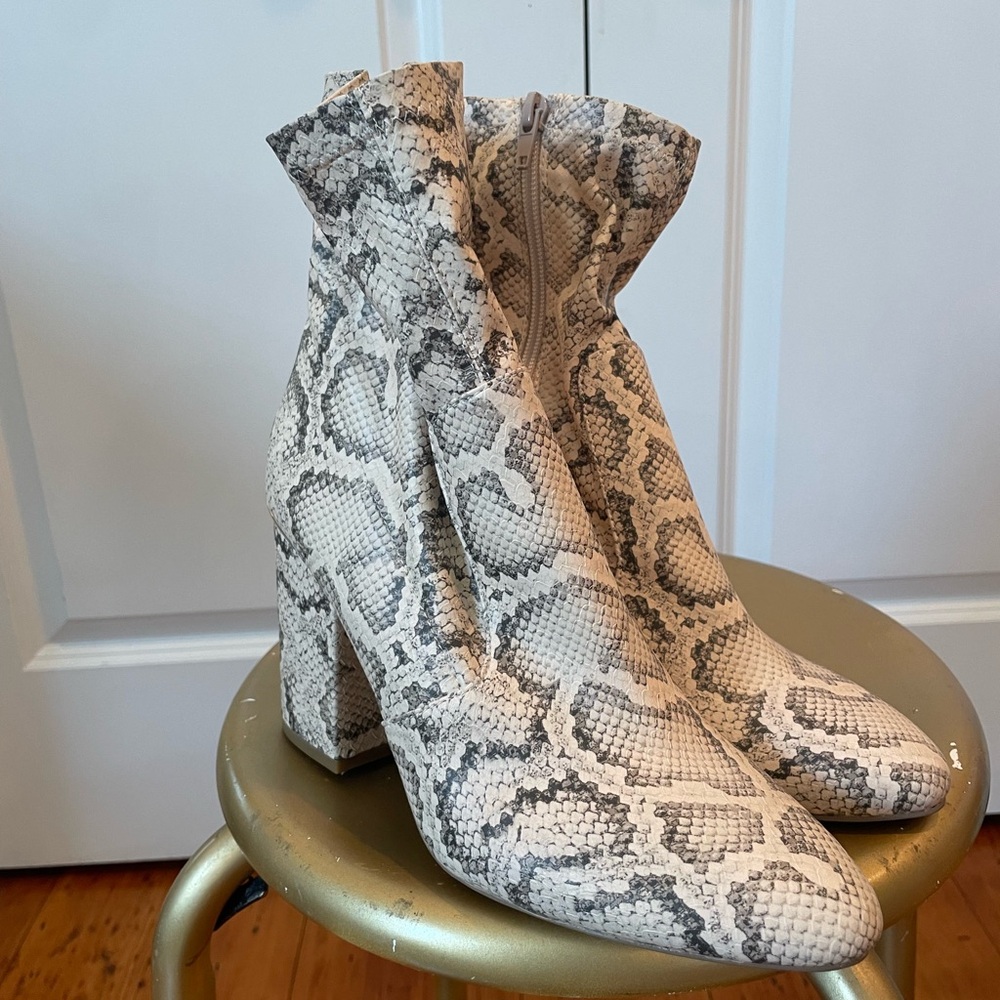 Steve Madden leather booties. Size 7.5